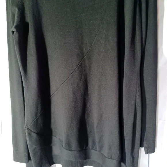 Heart N Crush black sweater - Picture 2 of 7